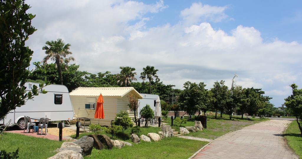 Kenting Houbihu Camping Car B&B Longshui Exterior foto