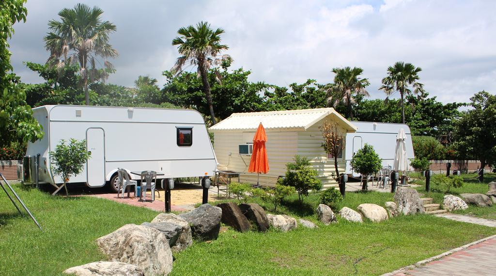 Kenting Houbihu Camping Car B&B Longshui Exterior foto